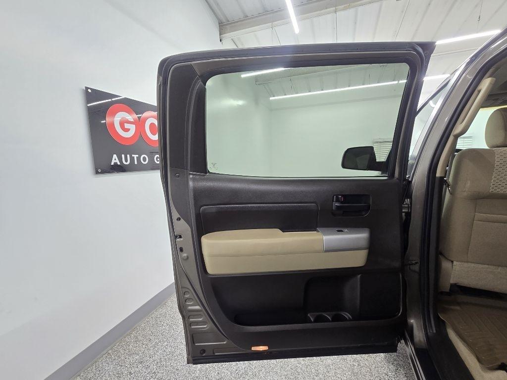 Toyota Tundra SR5 CrewMax 5.7L 2WD 2008