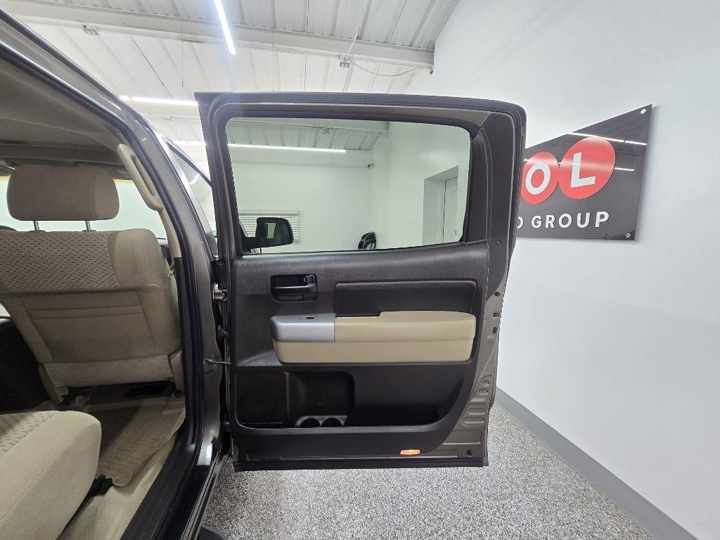 Toyota Tundra SR5 CrewMax 5.7L 2WD 2008