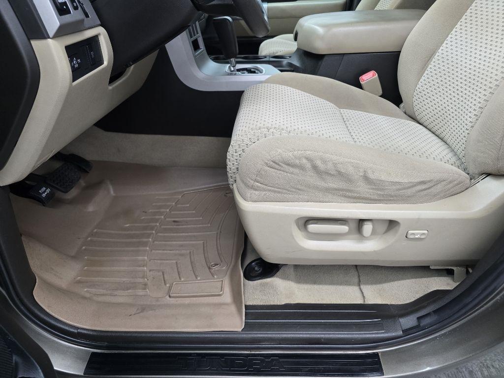 Toyota Tundra SR5 CrewMax 5.7L 2WD 2008