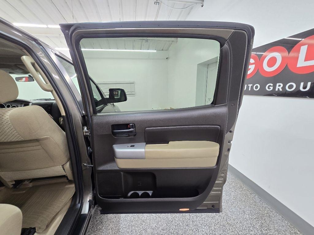 Toyota Tundra SR5 CrewMax 5.7L 2WD 2008