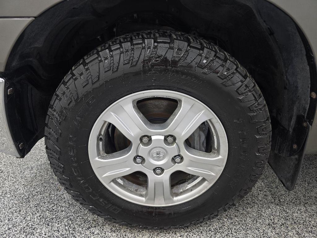 Toyota Tundra SR5 CrewMax 5.7L 2WD 2008
