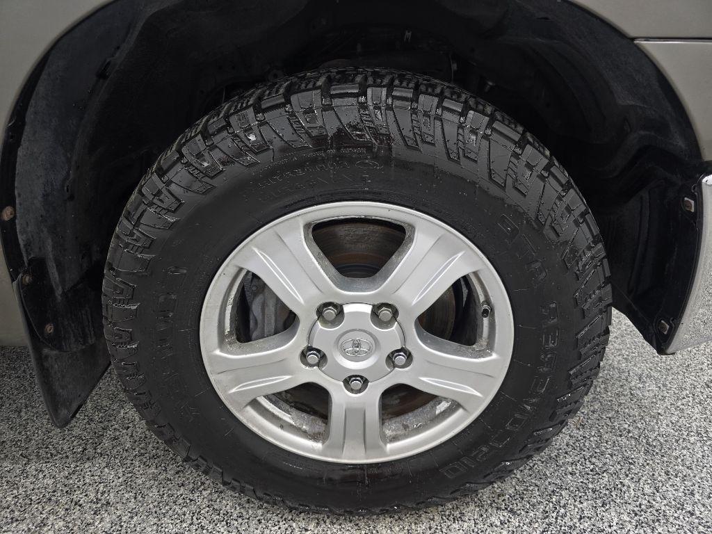 Toyota Tundra SR5 CrewMax 5.7L 2WD 2008