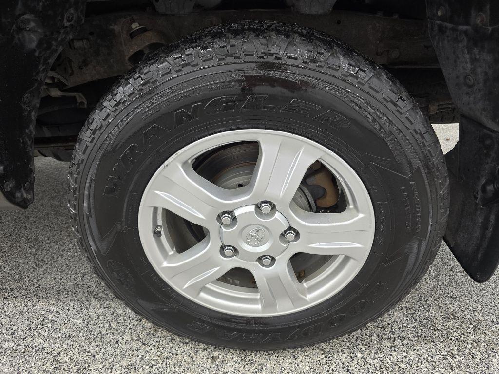 Toyota Tundra SR5 CrewMax 5.7L 2WD 2008