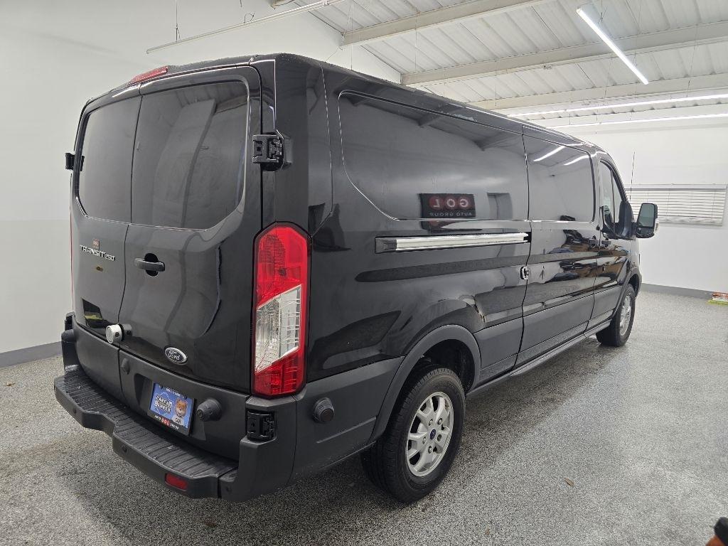 Ford Transit 250 Van Low Roof w/Sliding Pass. 148-in. WB 2016