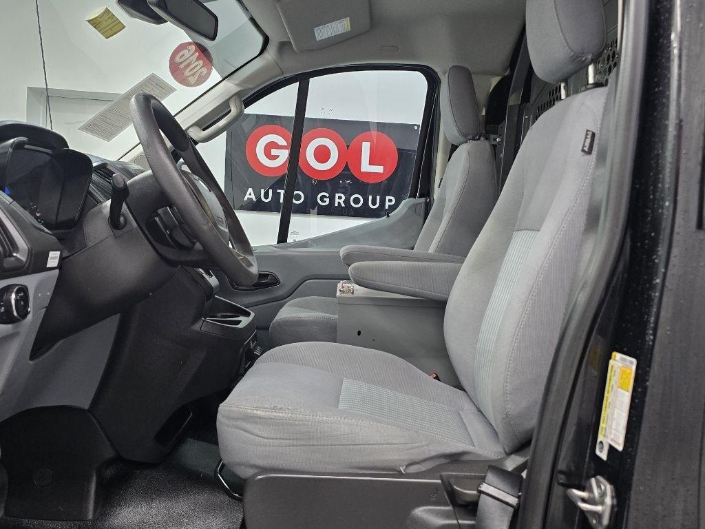 Ford Transit 250 Van Low Roof w/Sliding Pass. 148-in. WB 2016