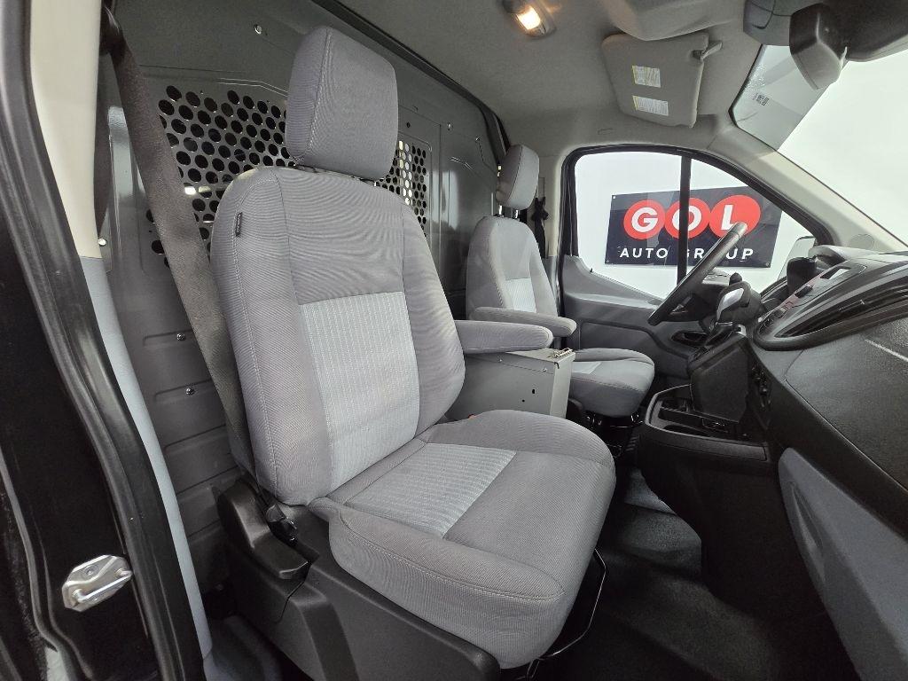 Ford Transit 250 Van Low Roof w/Sliding Pass. 148-in. WB 2016