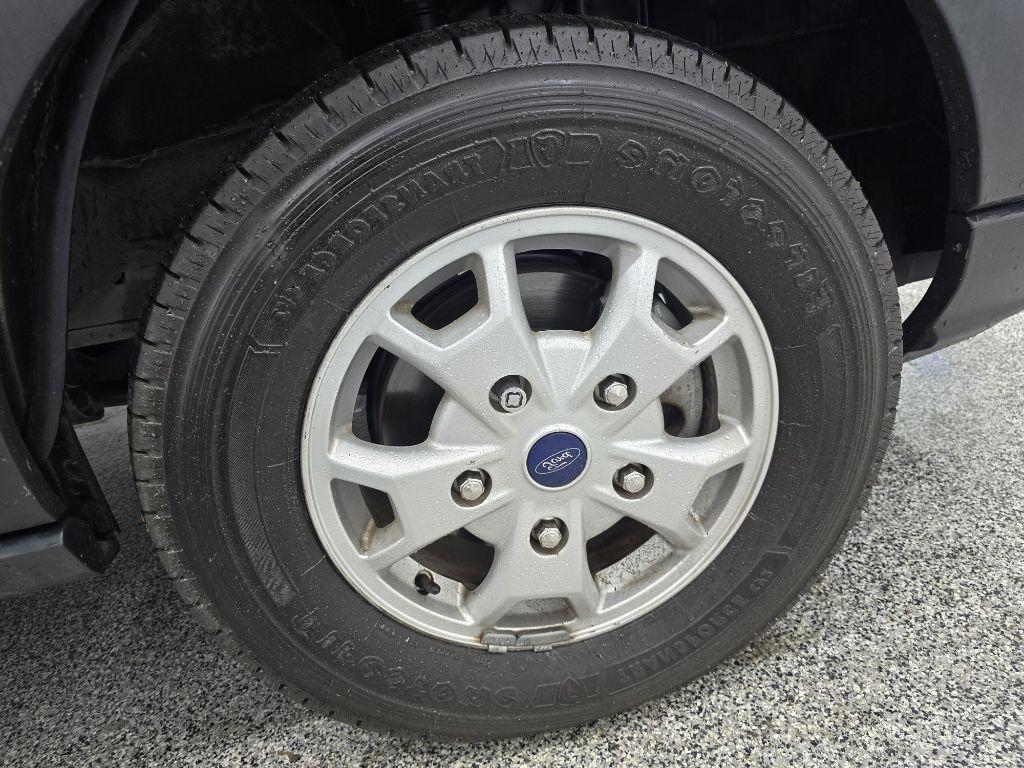 Ford Transit 250 Van Low Roof w/Sliding Pass. 148-in. WB 2016