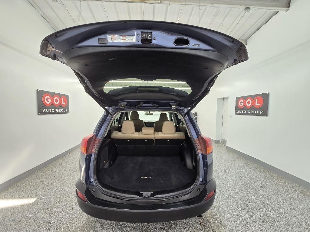 Toyota RAV4 Limited AWD 2013