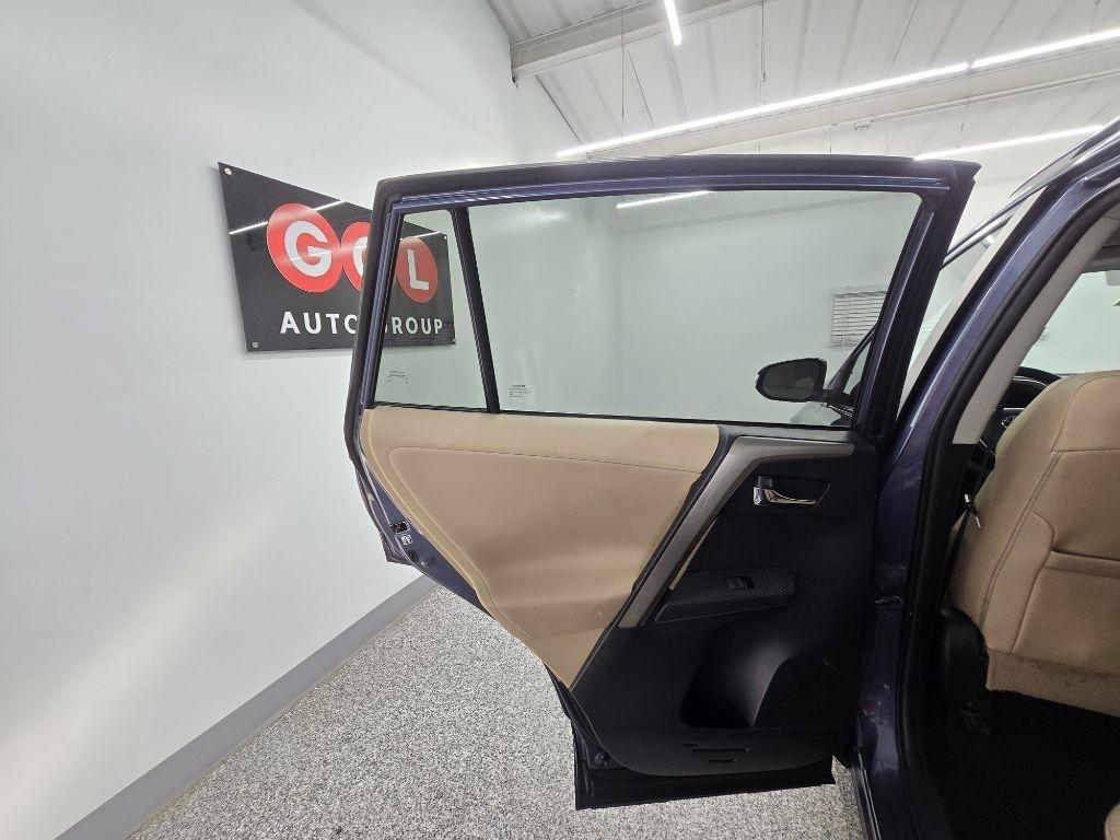 Toyota RAV4 Limited AWD 2013