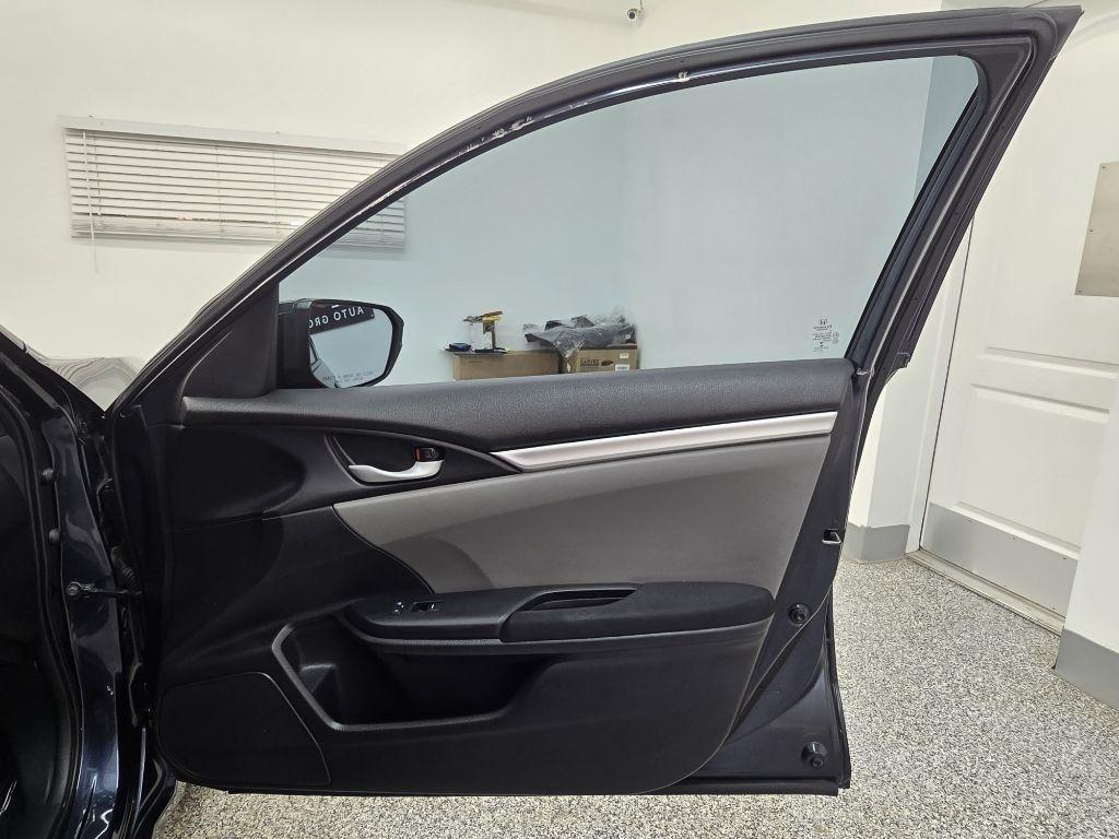 Honda Civic LX Sedan CVT 2018