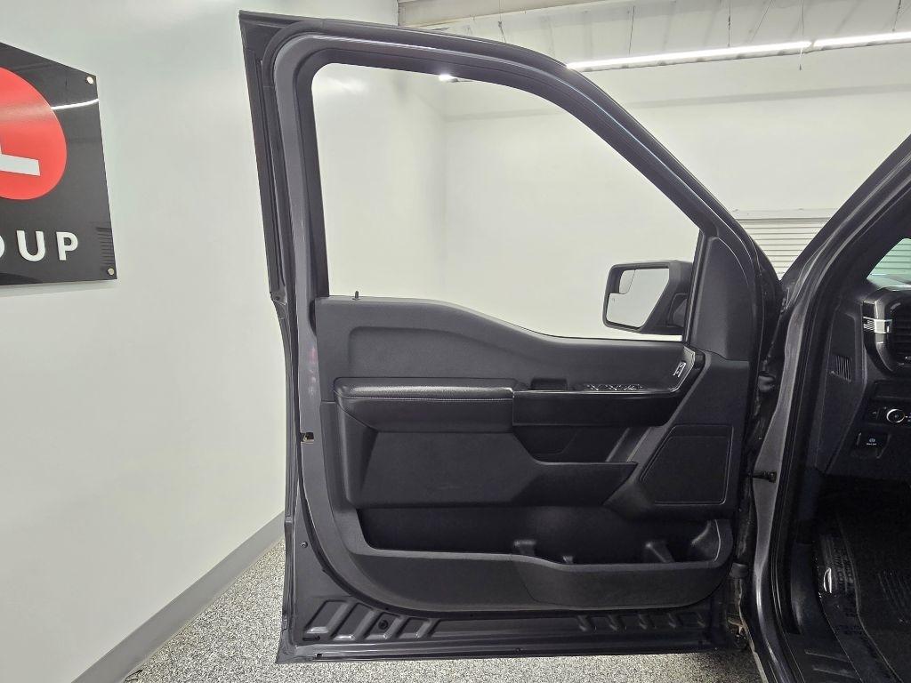 Ford F-150 STX 2WD 2021