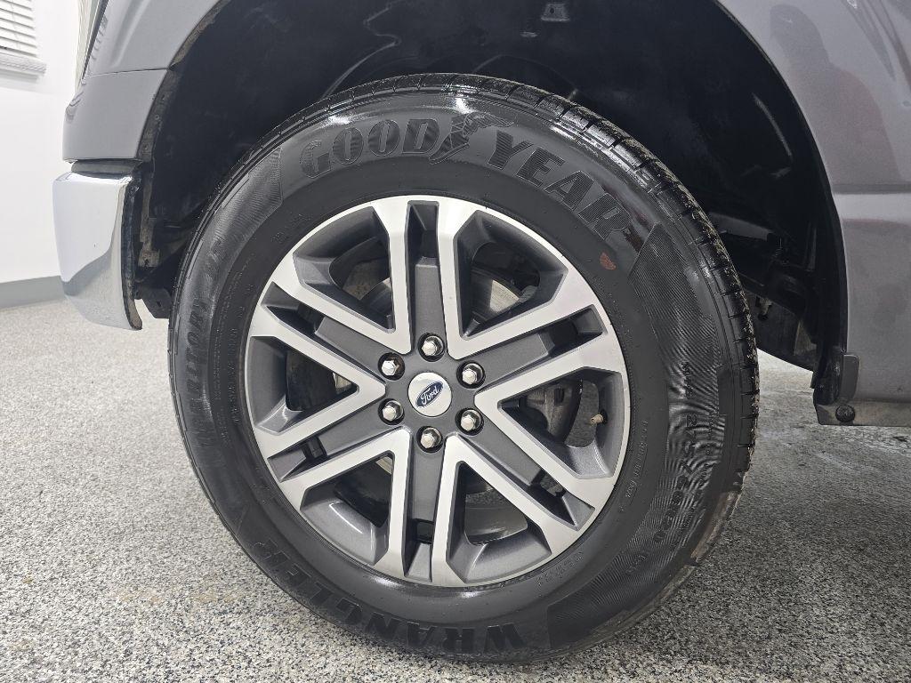 Ford F-150 STX 2WD 2021