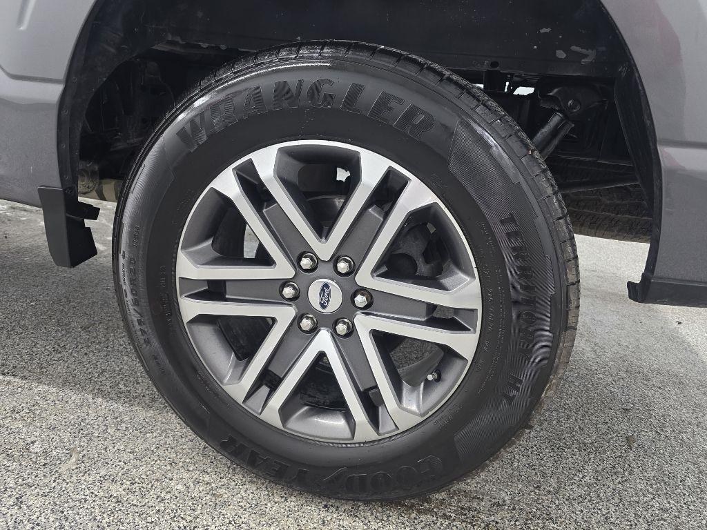 Ford F-150 STX 2WD 2021