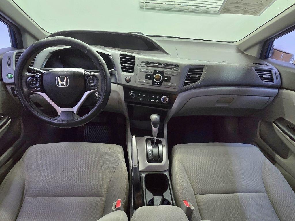 Honda Civic LX Sedan 5-Speed AT 2012