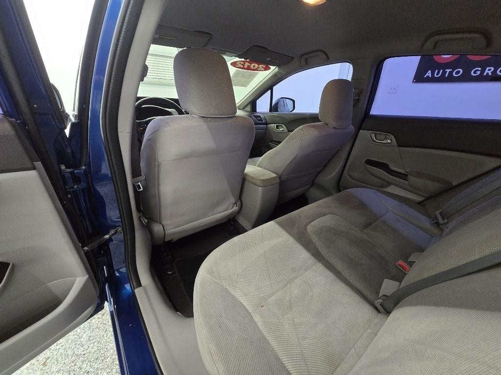 Honda Civic LX Sedan 5-Speed AT 2012