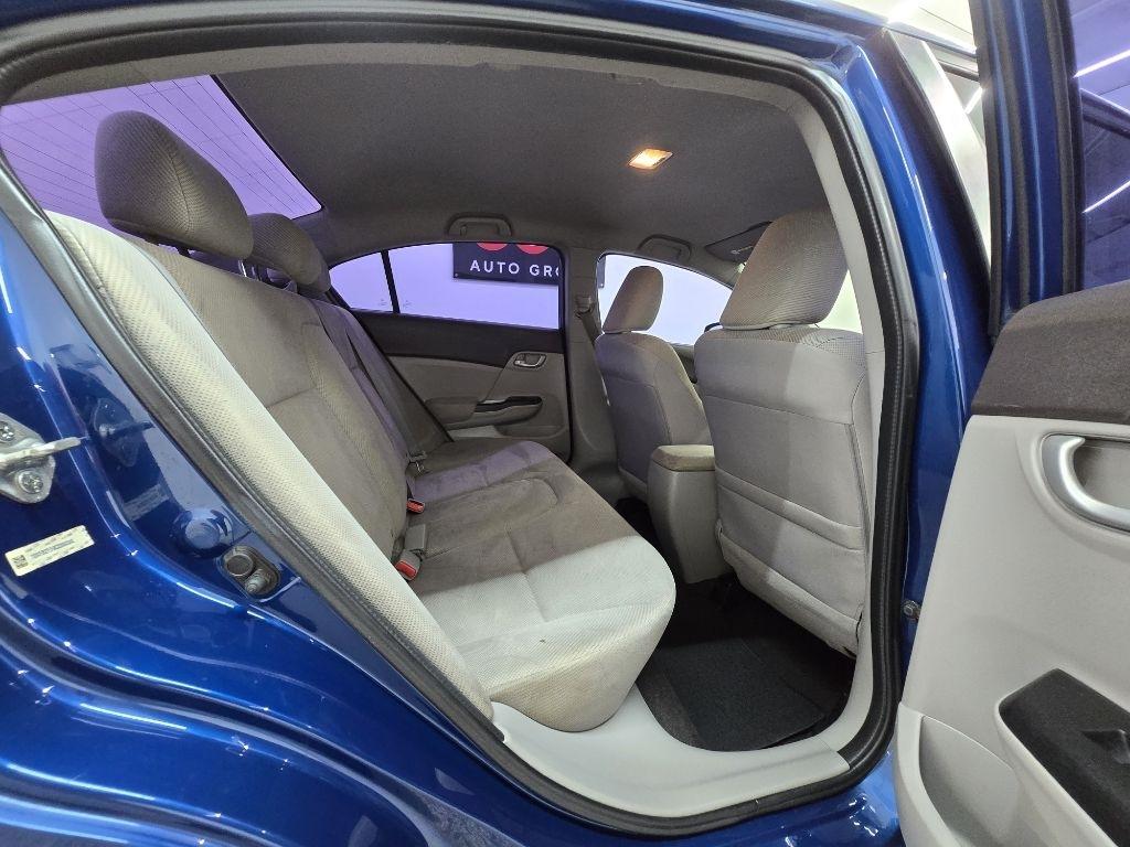 Honda Civic LX Sedan 5-Speed AT 2012