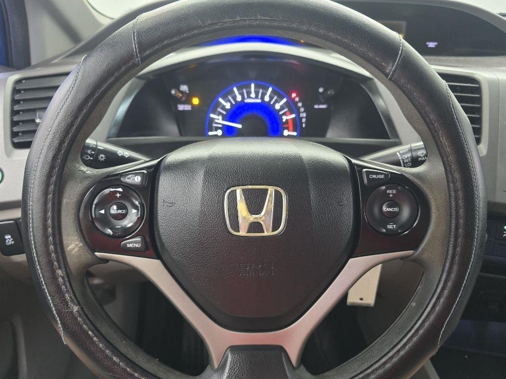 Honda Civic LX Sedan 5-Speed AT 2012