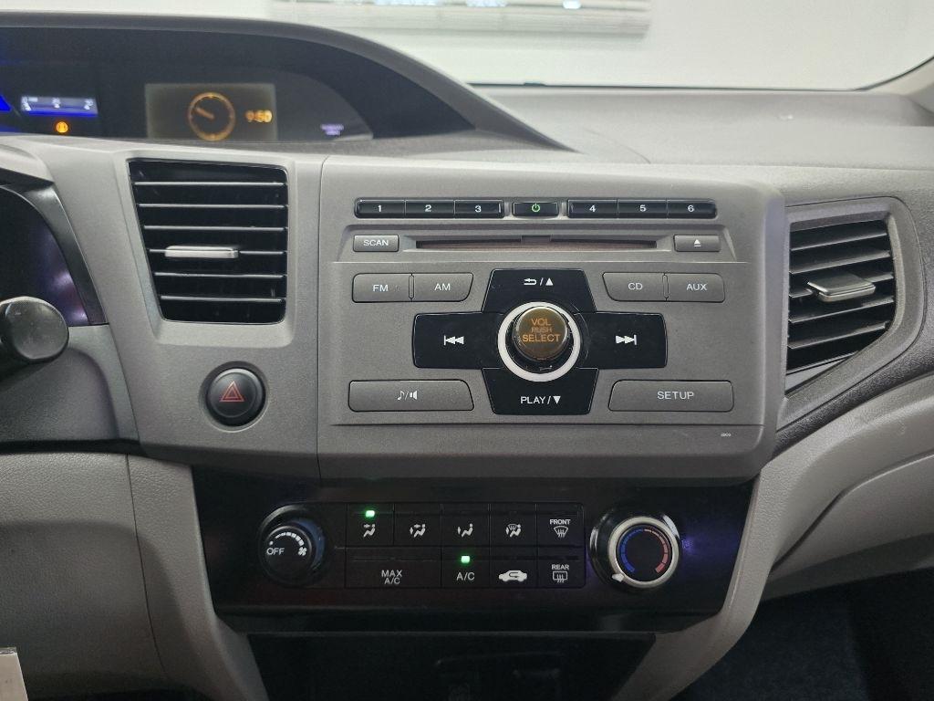 Honda Civic LX Sedan 5-Speed AT 2012