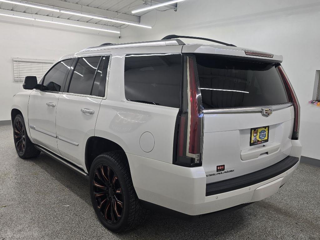 Cadillac Escalade Premium 2WD 2016