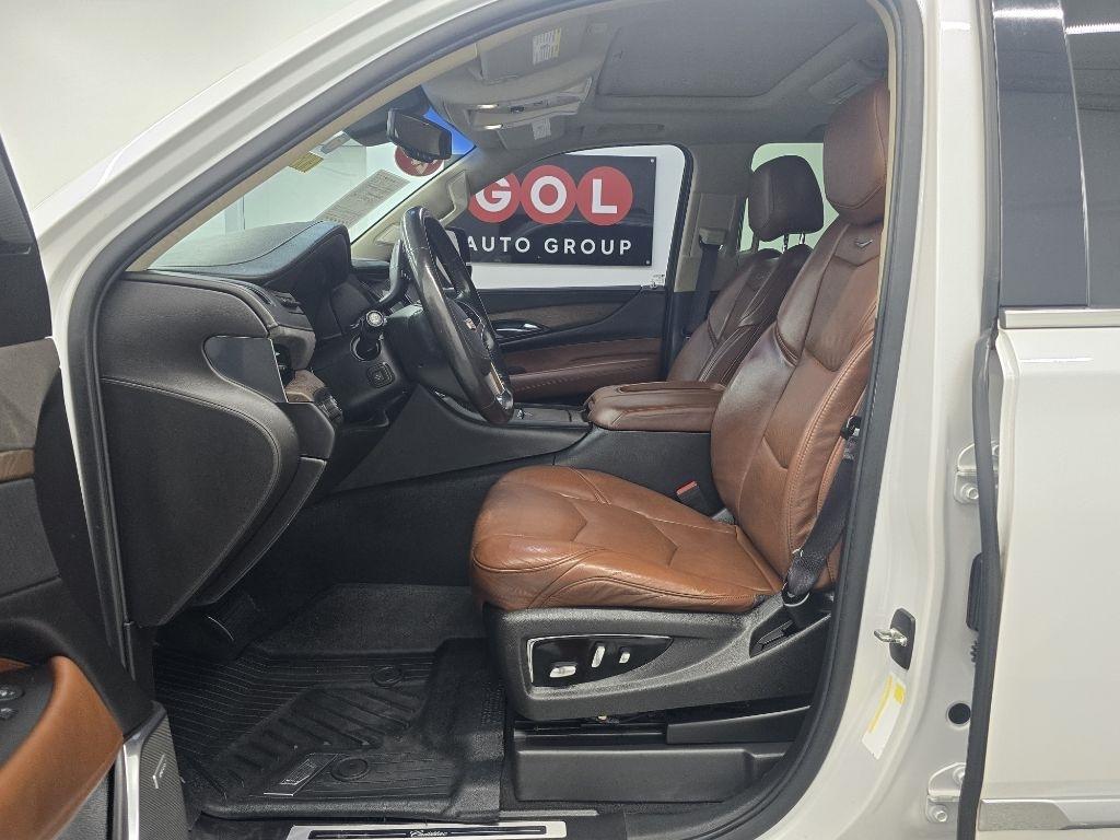 Cadillac Escalade Premium 2WD 2016