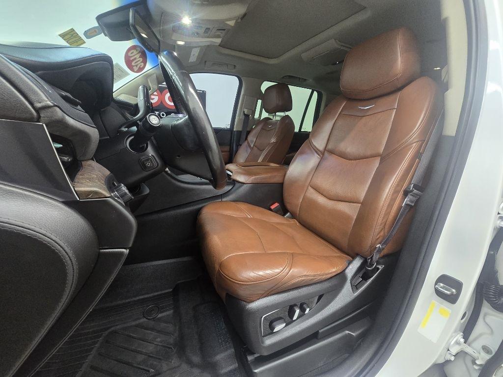 Cadillac Escalade Premium 2WD 2016