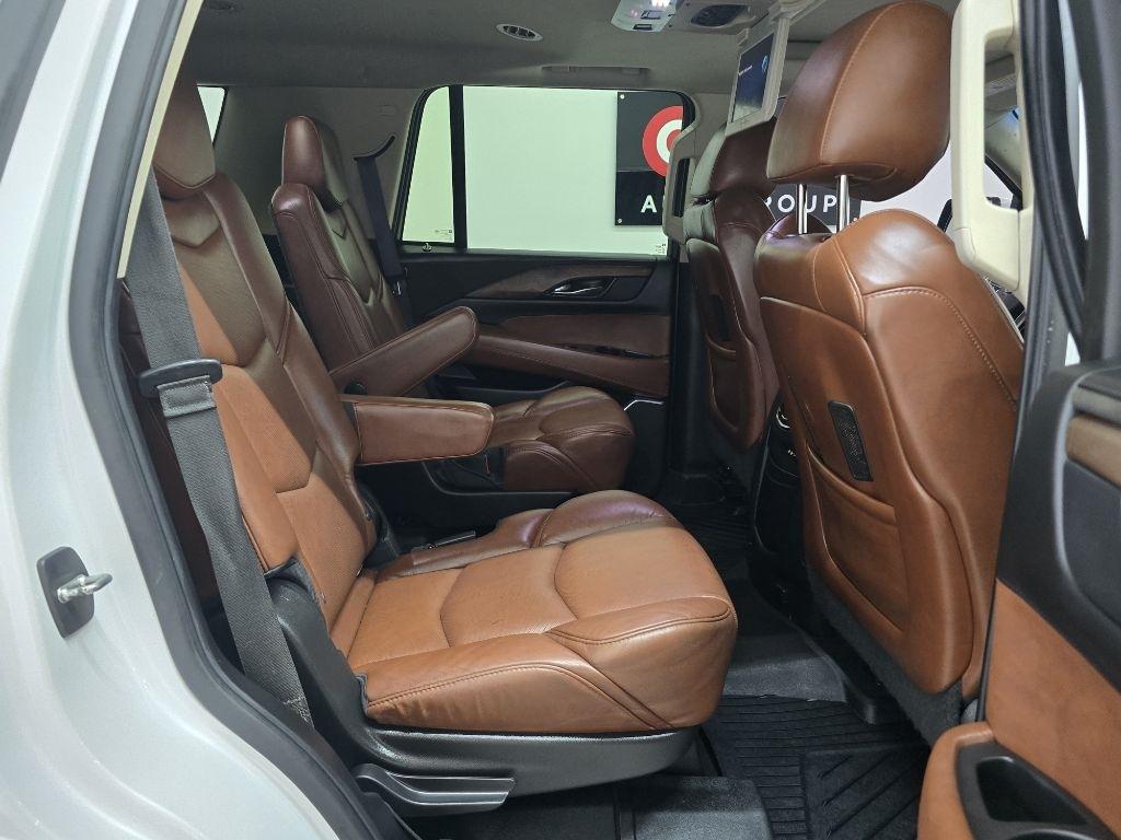 Cadillac Escalade Premium 2WD 2016