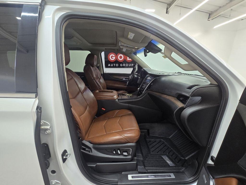 Cadillac Escalade Premium 2WD 2016