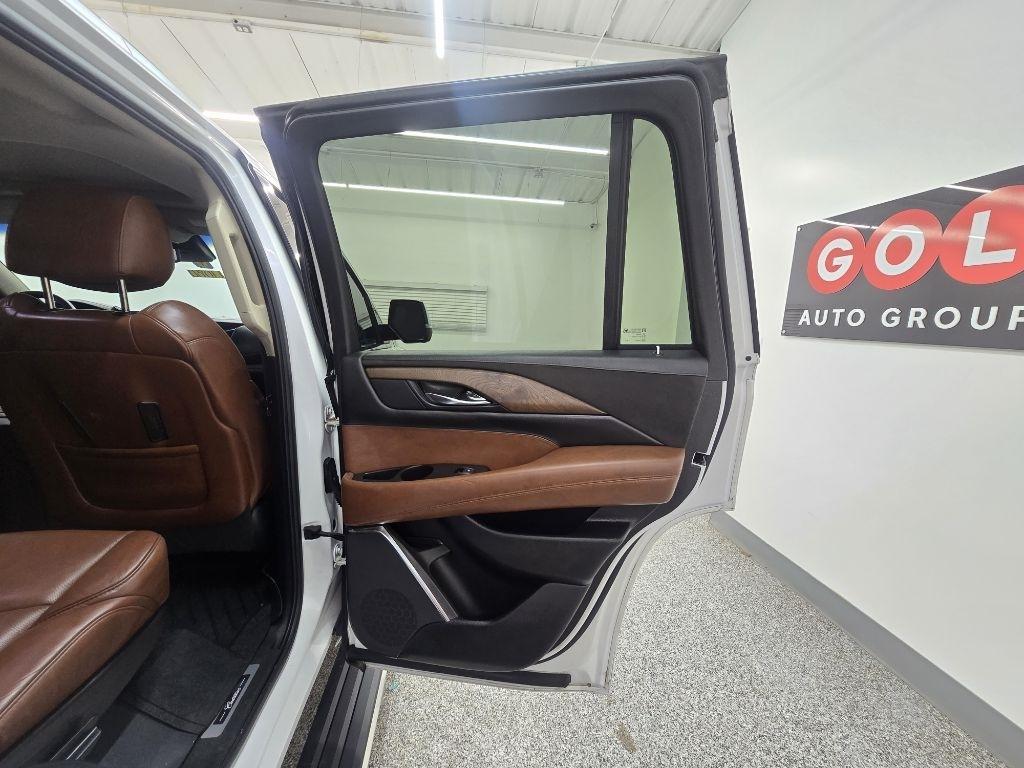 Cadillac Escalade Premium 2WD 2016