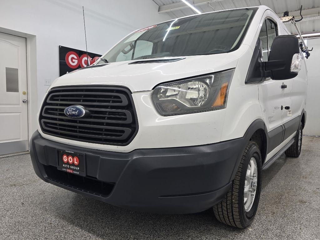 Ford Transit 250 Van Low Roof w/Sliding Pass. 130-in. WB 2016