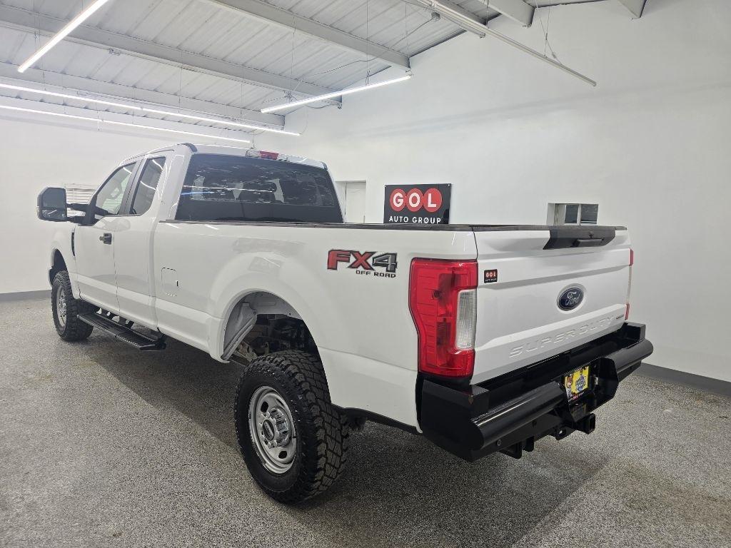 Ford F-250 SD XLT SuperCab Long Bed 4WD 2019