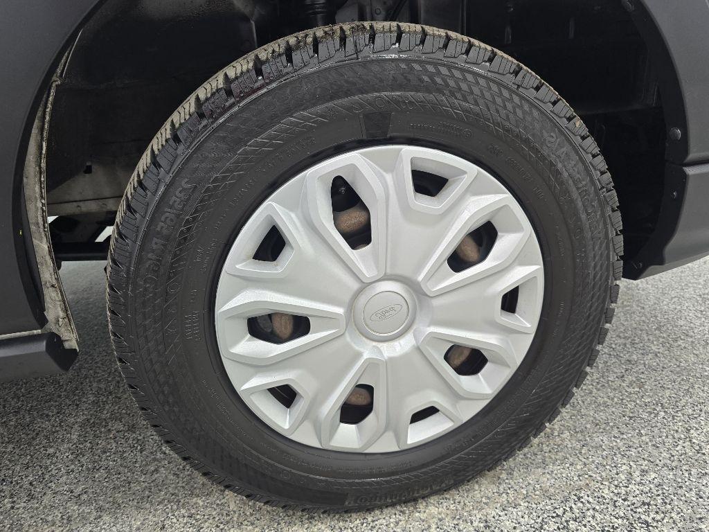 Ford Transit 250 Van Low Roof w/Sliding Pass. 130-in. WB 2021