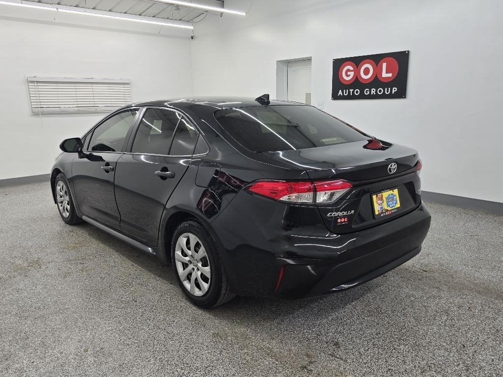 Toyota Corolla LE 2021