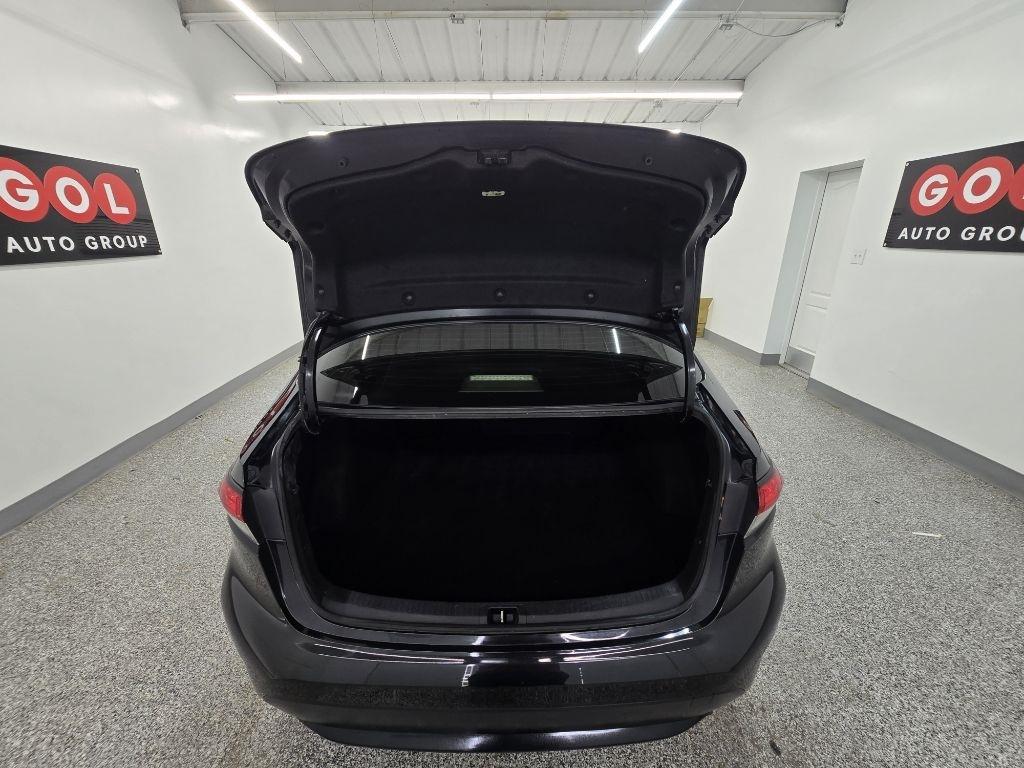 Toyota Corolla LE 2021