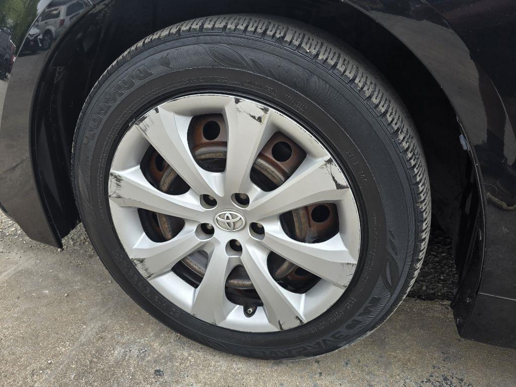 Toyota Corolla LE 2021