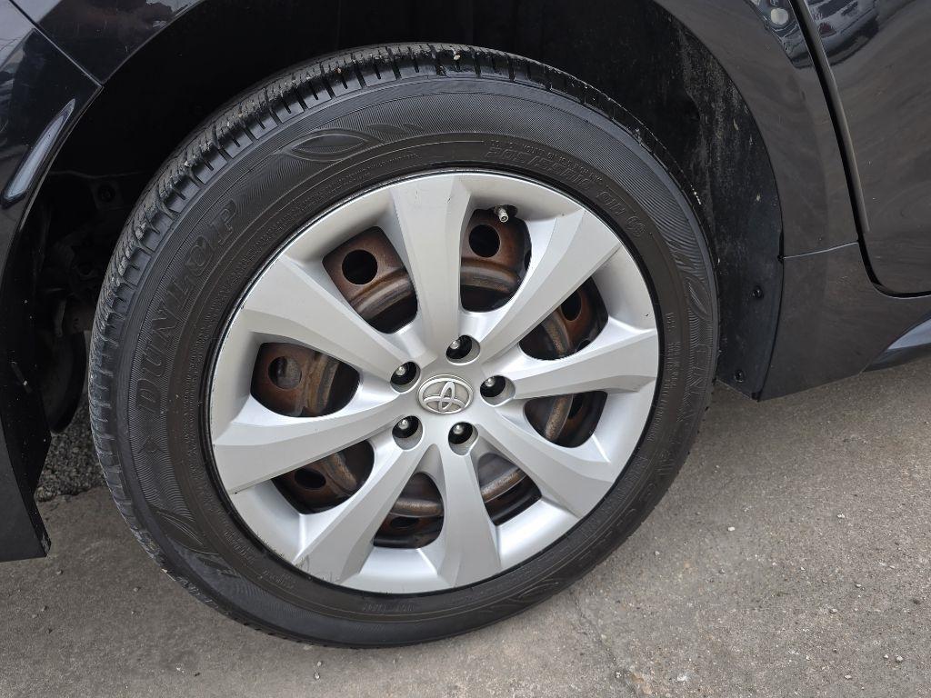 Toyota Corolla LE 2021