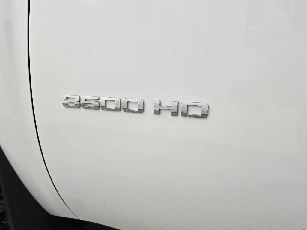 Chevrolet Silverado 3500HD Work Truck Long Box 2WD 2014