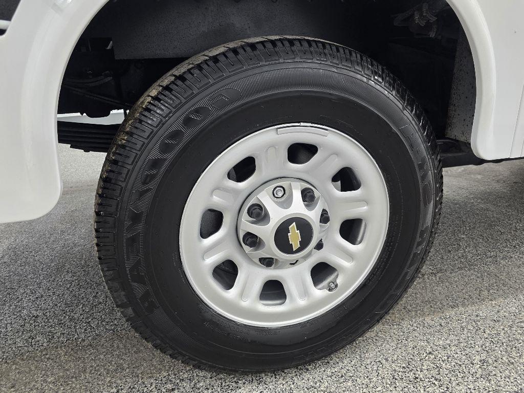 Chevrolet Silverado 3500HD Work Truck Long Box 2WD 2014