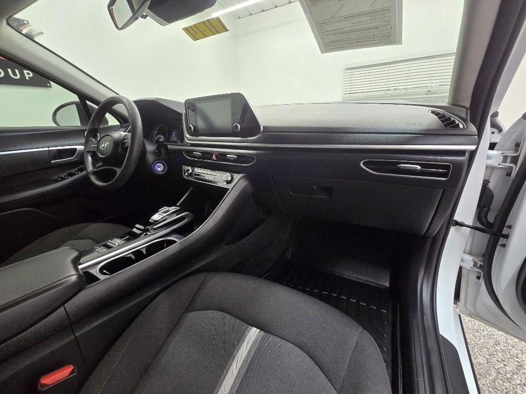 Hyundai Sonata SE 2021