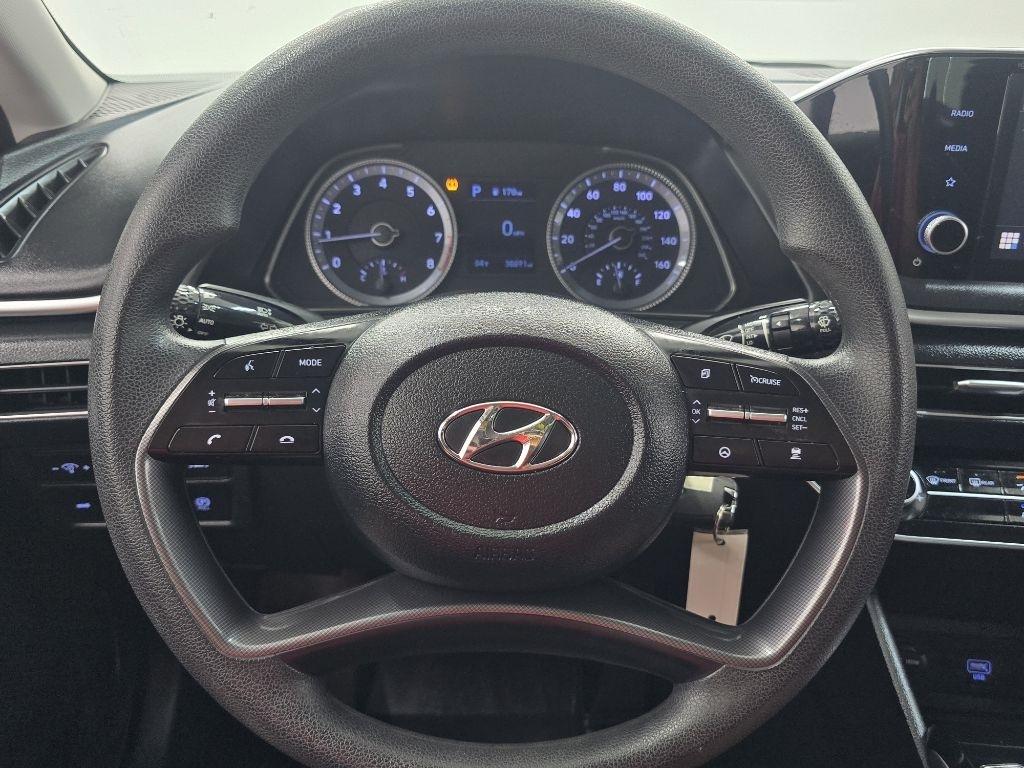 Hyundai Sonata SE 2021