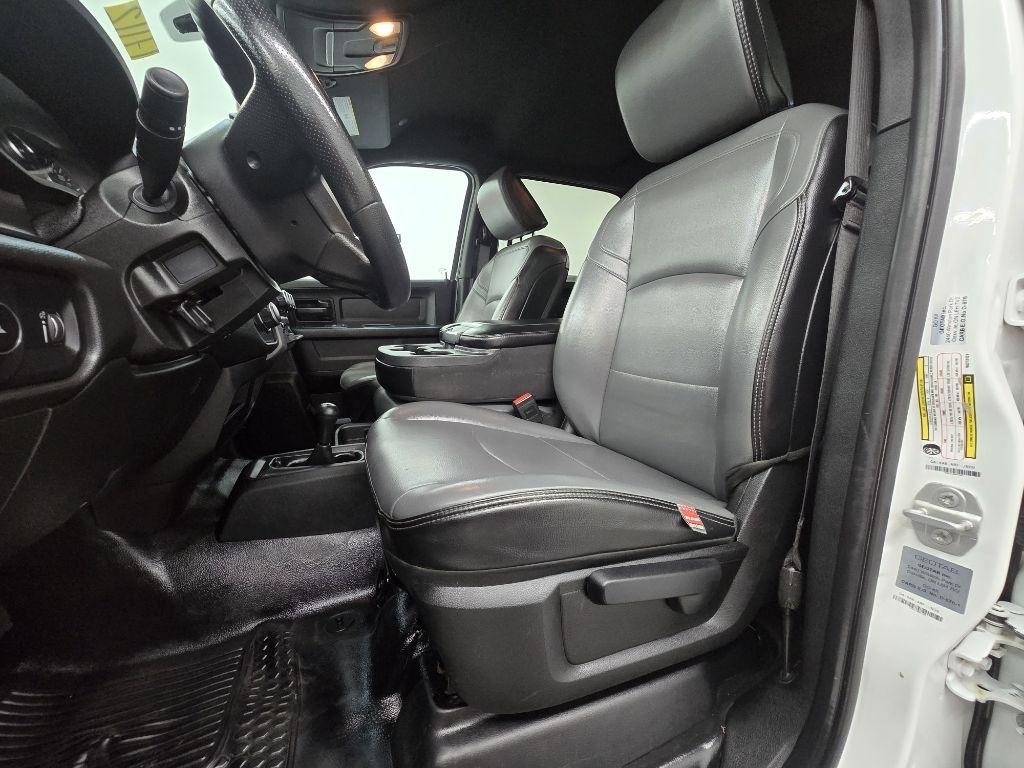 RAM 2500 Tradesman Crew Cab LWB 4WD 2022