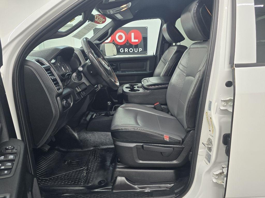 RAM 2500 Tradesman Crew Cab LWB 4WD 2022