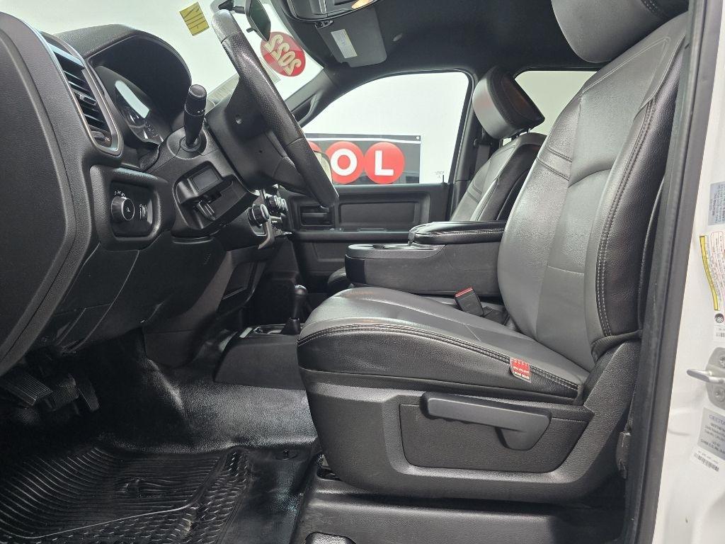 RAM 2500 Tradesman Crew Cab LWB 4WD 2022