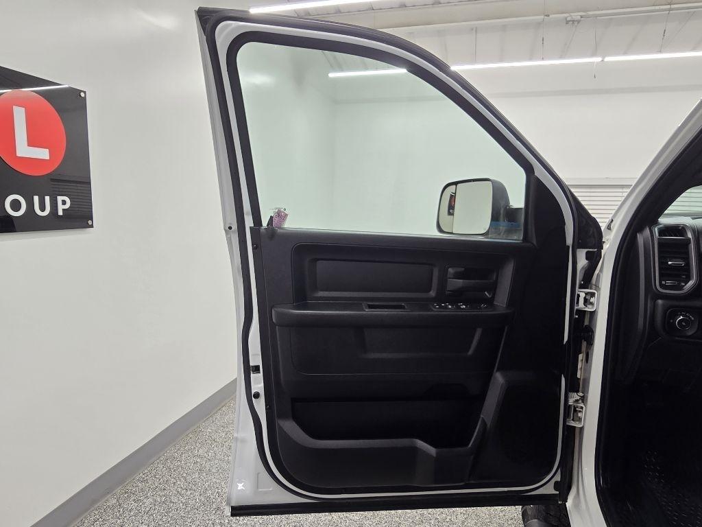 RAM 2500 Tradesman Crew Cab LWB 4WD 2022