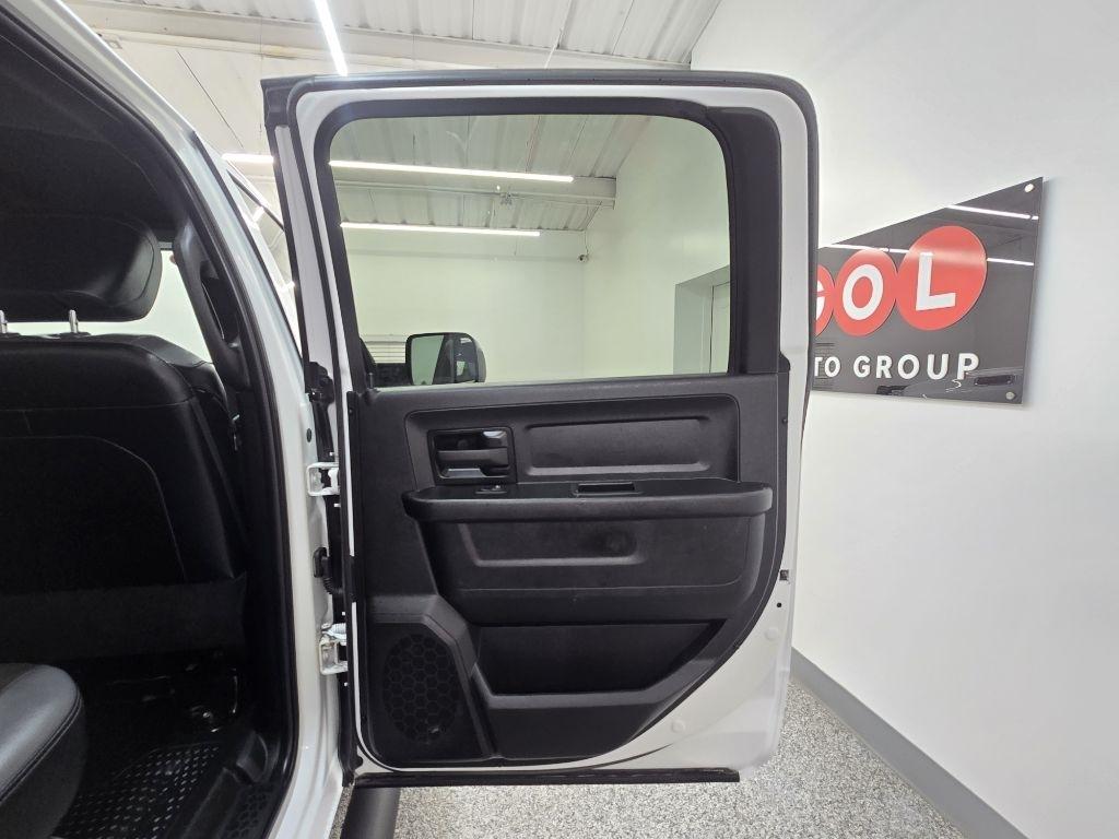 RAM 2500 Tradesman Crew Cab LWB 4WD 2022