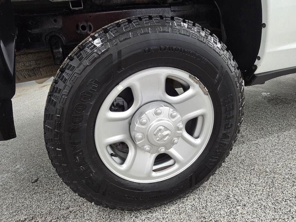 RAM 2500 Tradesman Crew Cab LWB 4WD 2022