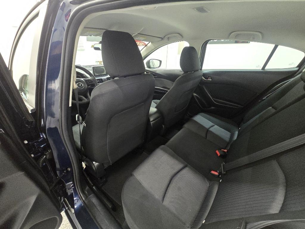 Mazda MAZDA3 i Sport AT 4-Door 2016