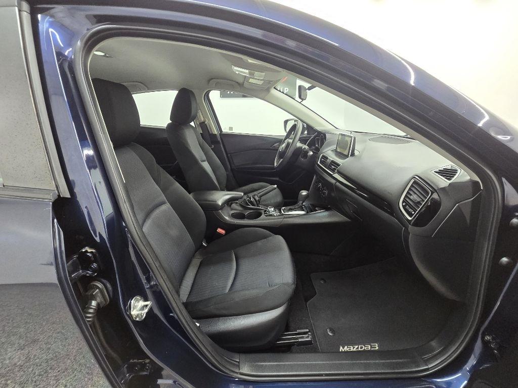 Mazda MAZDA3 i Sport AT 4-Door 2016