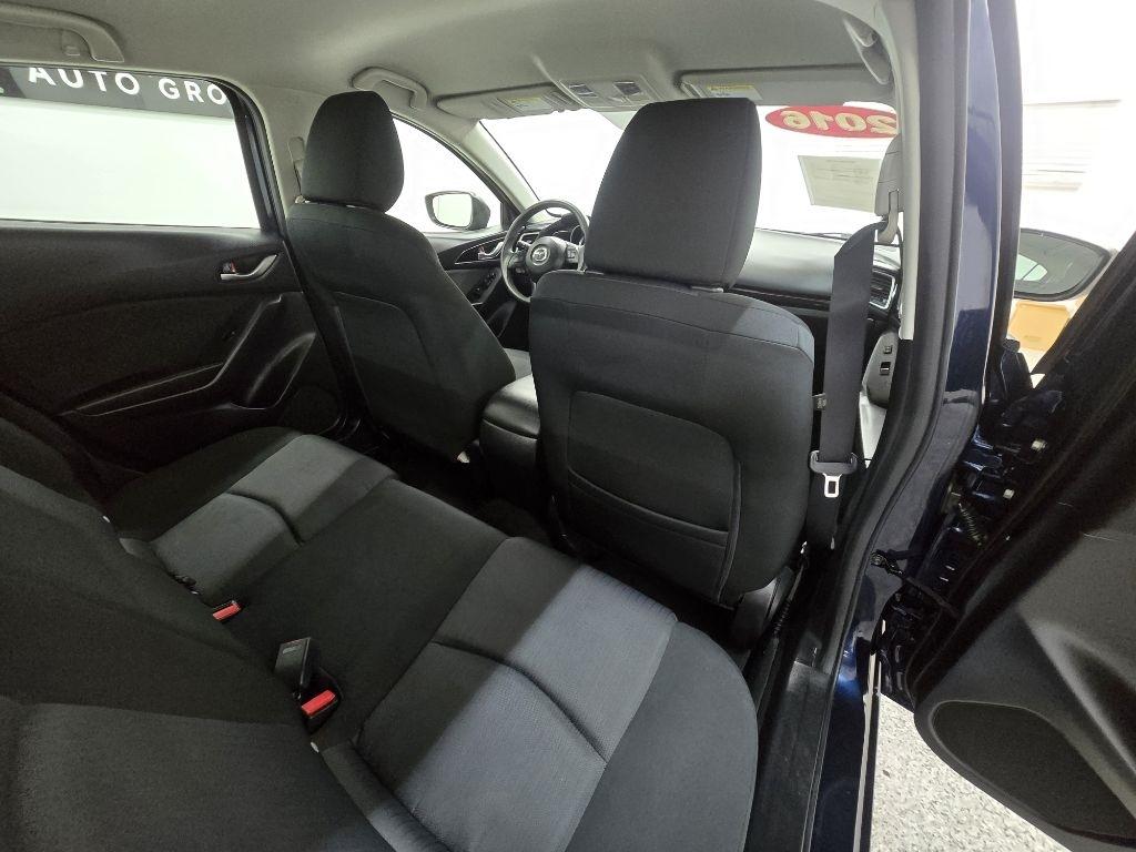 Mazda MAZDA3 i Sport AT 4-Door 2016