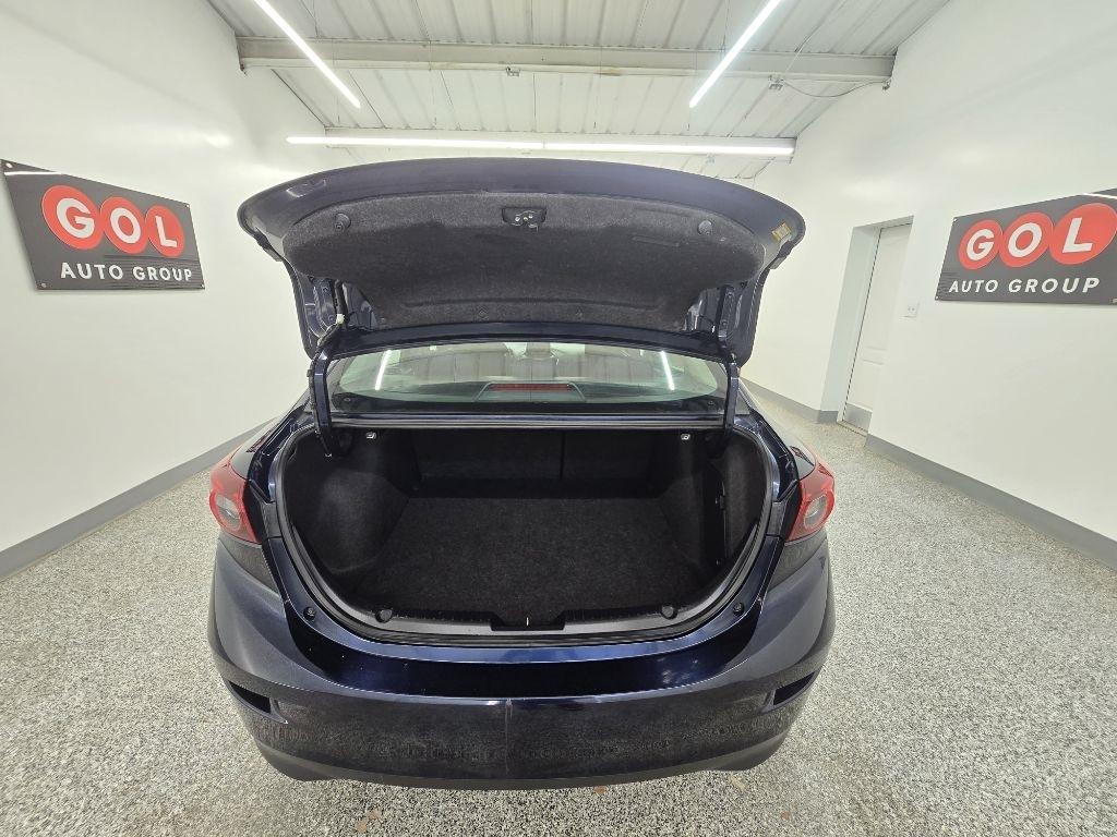 Mazda MAZDA3 i Sport AT 4-Door 2016