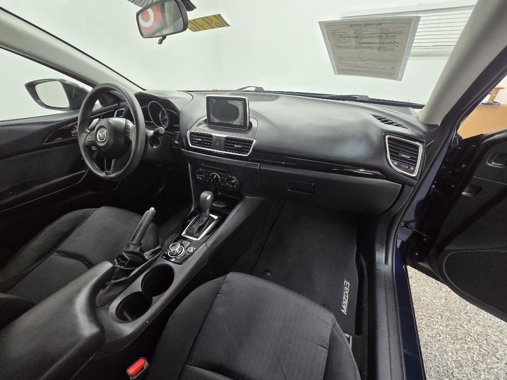 Mazda MAZDA3 i Sport AT 4-Door 2016